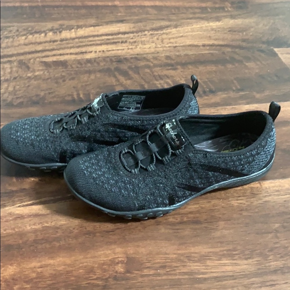 Sketchers Black Sneakers